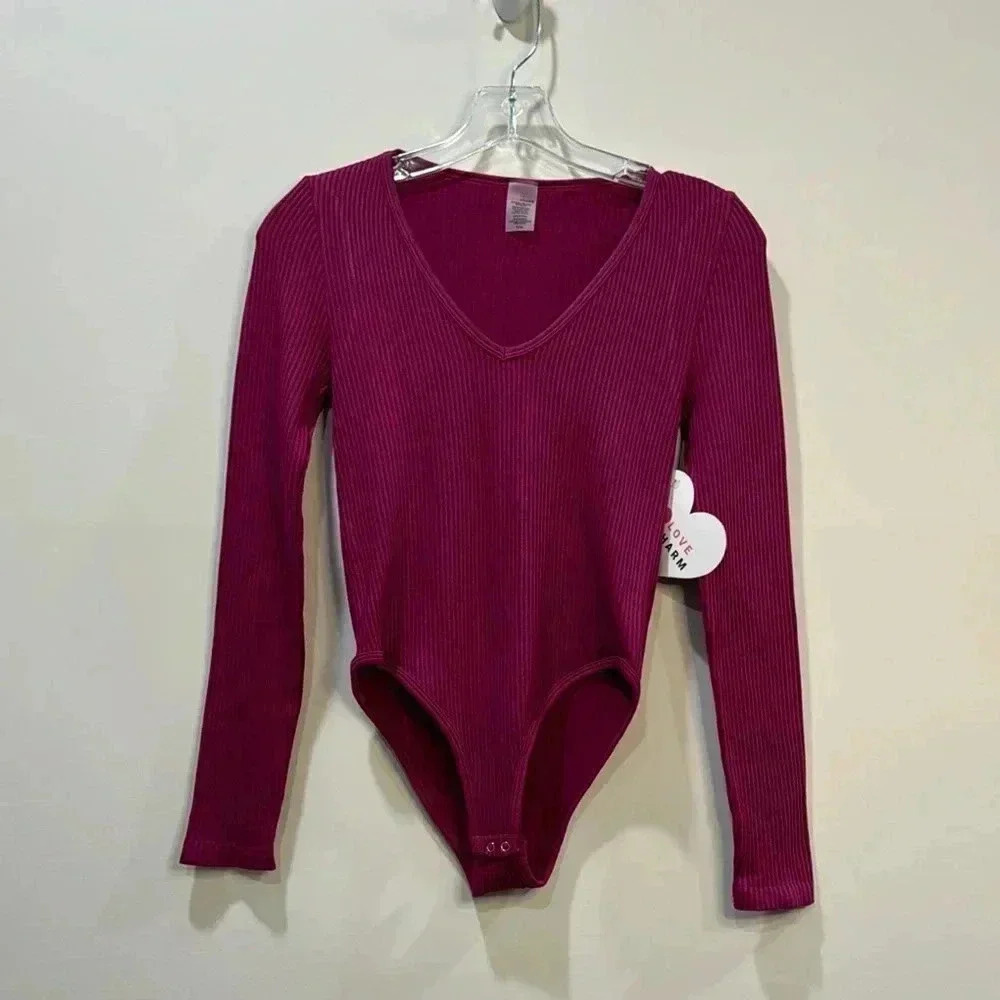 Love Charm Ribbed Long Sleeve Bodysuit Size S NWT